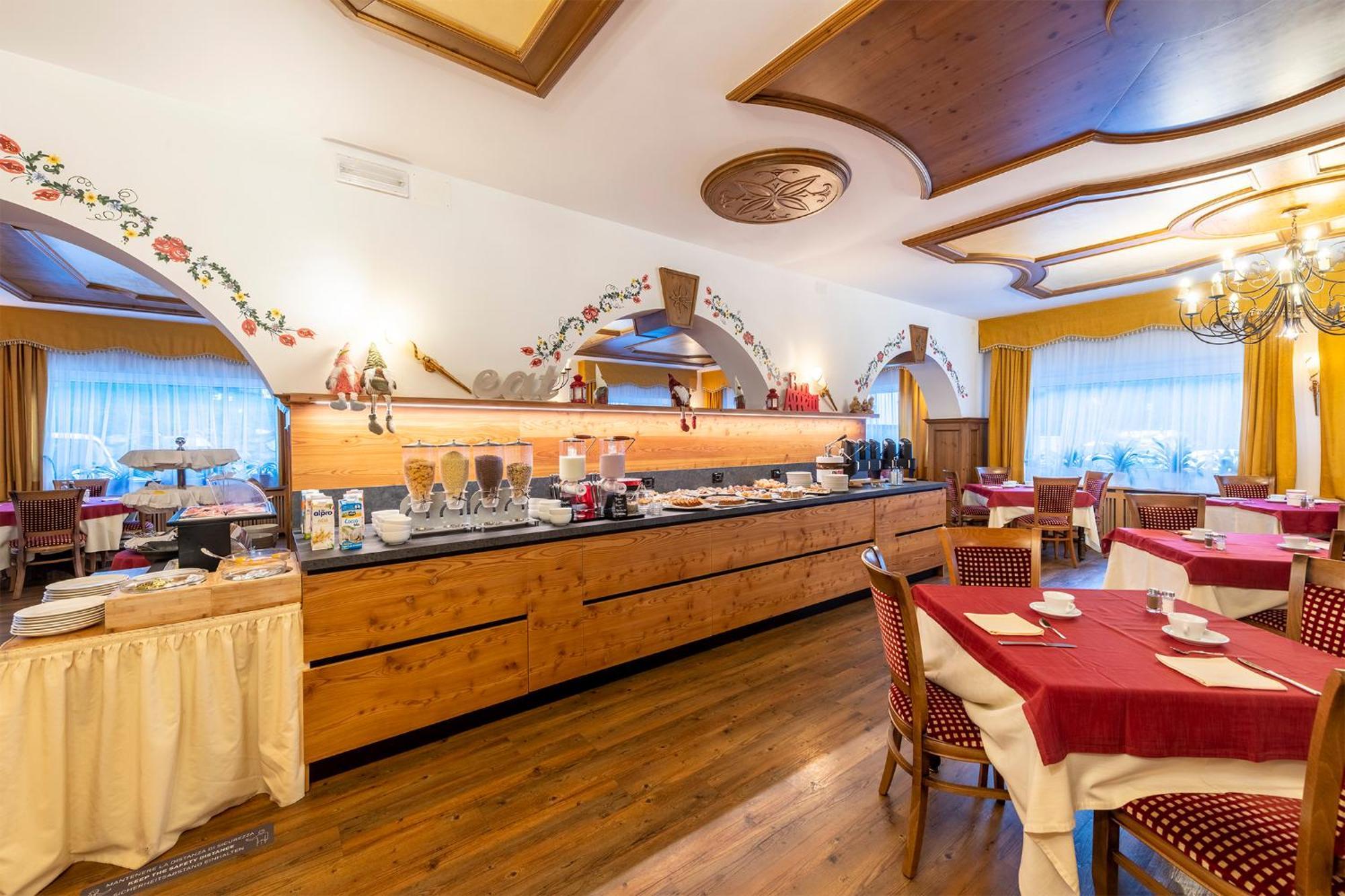 Hotel Alpino Wellness & Spa Peio Fonti Eksteriør billede
